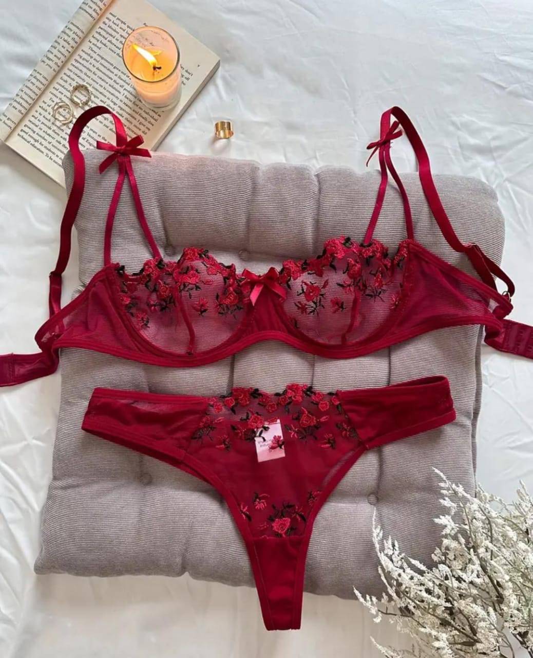 sexy red lingerie set with floral print, bow detail, random pattern.